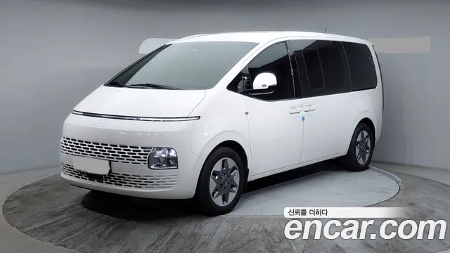 Фотография автомобиля — Hyundai Staria