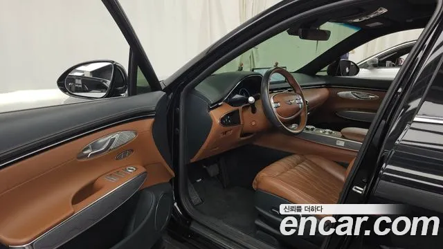 Genesis GV70 2.5T Бензин 2WD — Фото автомобиля 10