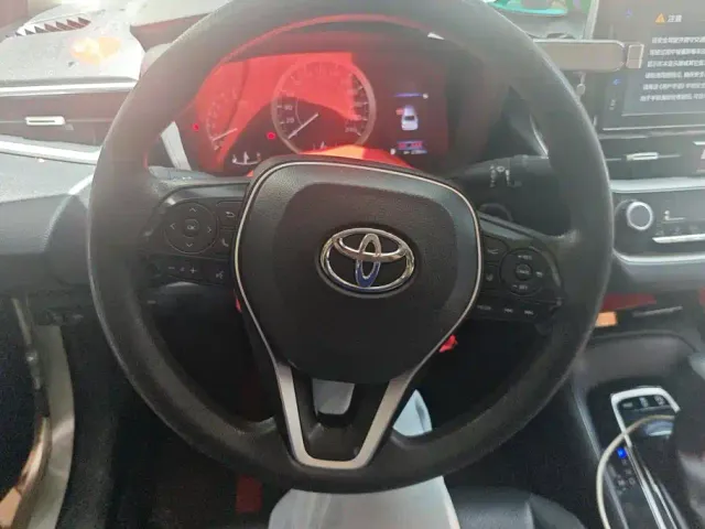 Toyota Corolla — Фото автомобиля 14