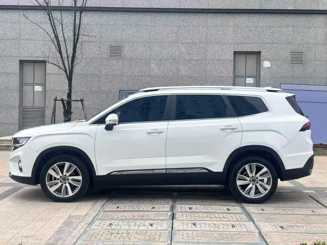 Geely Haoyue — Фото автомобиля 9