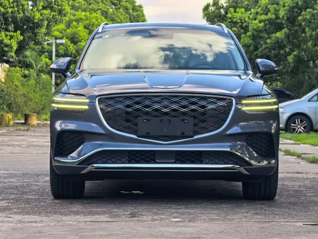 Genesis GV70 — Фото автомобиля 2