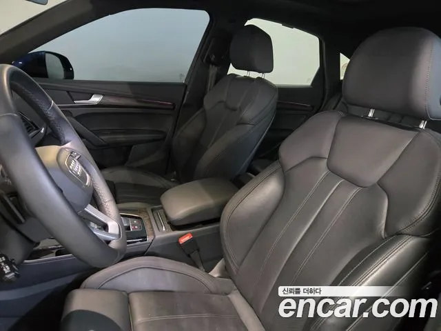 Audi Q5 FY — Фото автомобиля 10