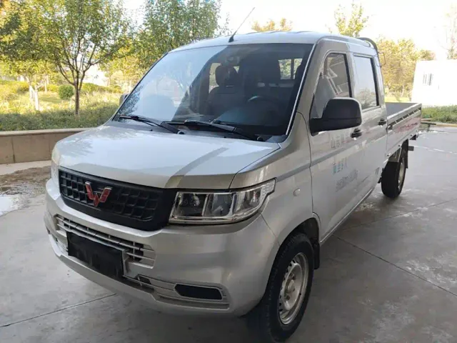 Фотография автомобиля — Wuling Rongguang New Truck