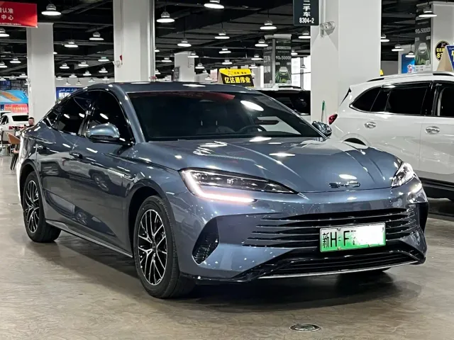 BYD Seal 07 DM-i — Фото автомобиля 2