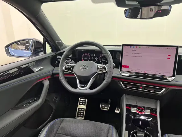 Volkswagen Tiguan L — Фото автомобиля 23
