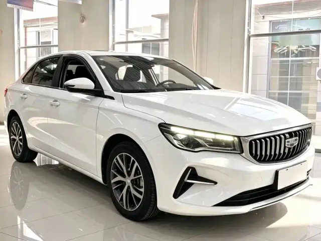 Geely Emgrand — Фото автомобиля 3