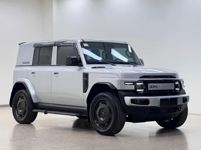 iCAR V23 — Фото автомобиля 3