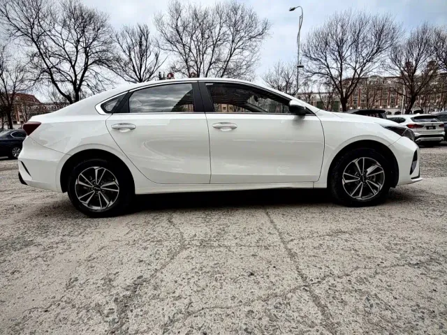 Kia K3 — Фото автомобиля 7