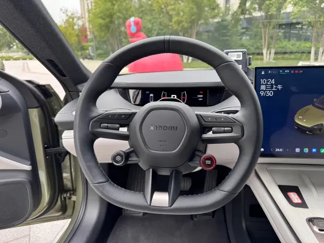 Xiaomi SU7 — Фото автомобиля 7