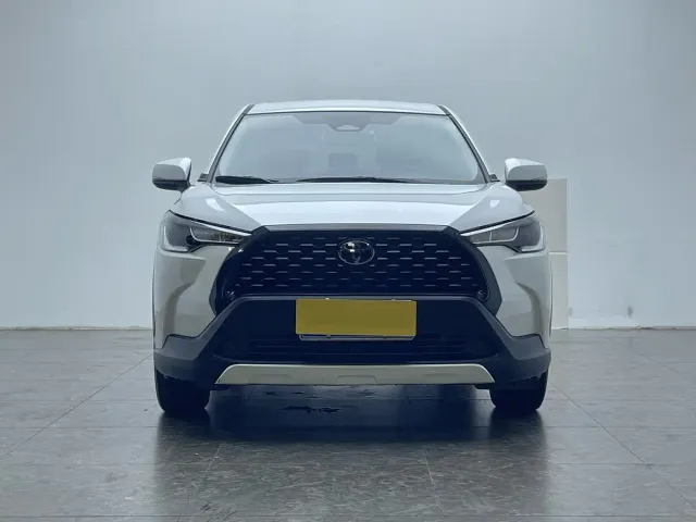 Toyota Corolla Cross — Фото автомобиля 2