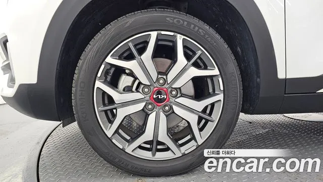 Kia Seltos — Фото автомобиля 5