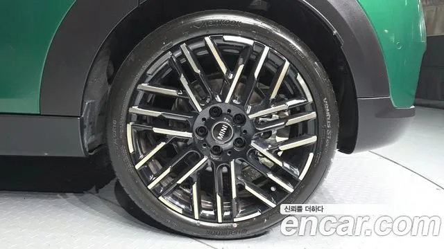 MINI Cooper 4th Gen — Фото автомобиля 6