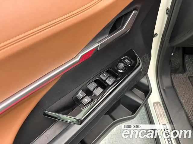 KG_Mobility_Ssangyong Torres Torres Бензин 1.5 2WD — Фото автомобиля 14