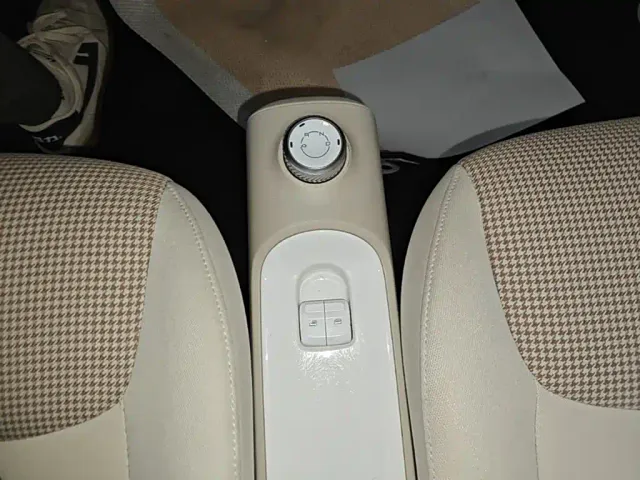 Wuling Motors Hongguang MINIEV 2024 Model 3rd Generation 170km — Фото автомобиля 13