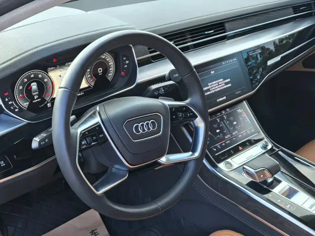 Audi A8 — Фото автомобиля 8