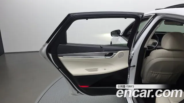 Hyundai Grandeur (New) Hybrid — Фото автомобиля 14