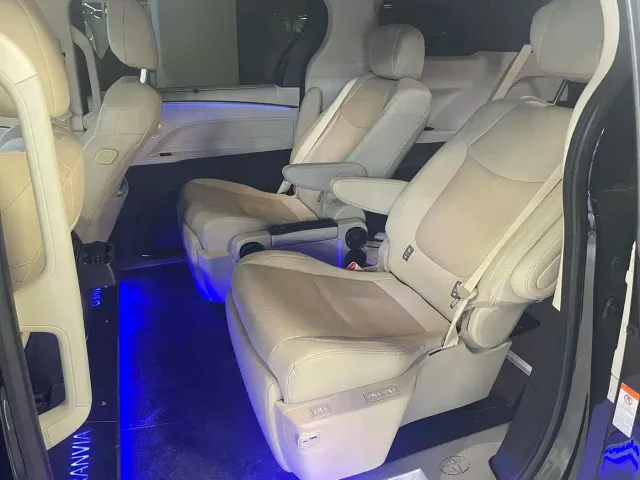 Toyota Granvia — Фото автомобиля 9