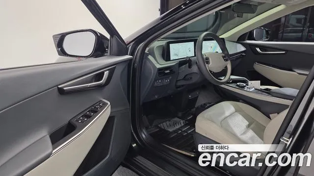 Kia EV6 — Фото автомобиля 10