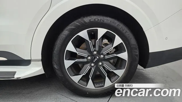 Kia Carnival — Фото автомобиля 6