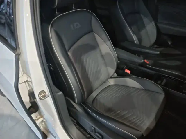 Volkswagen ID.3 — Фото автомобиля 24