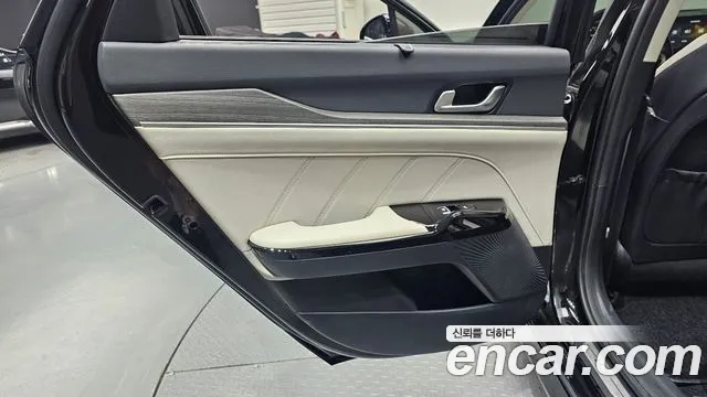 Kia K5 Signature — Фото автомобиля 24