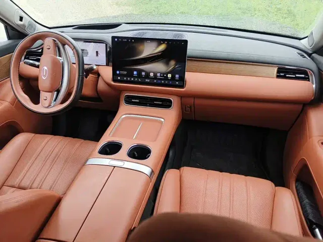 GAC Trumpchi Xiangwang S9 — Фото автомобиля 11