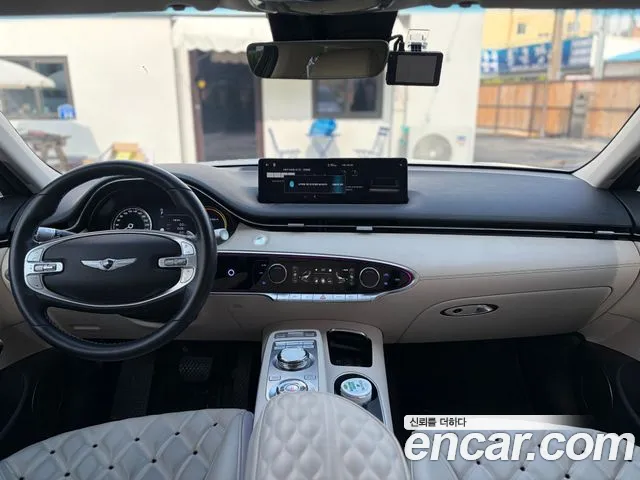 Genesis GV70 — Фото автомобиля 9