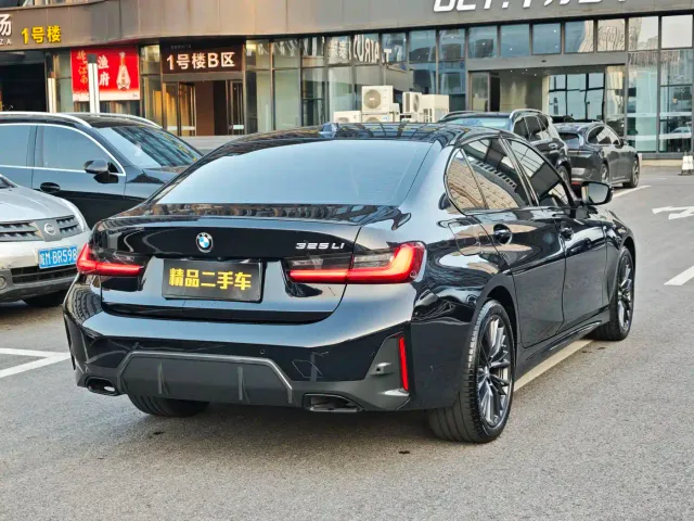 BMW 3 Series — Фото автомобиля 5
