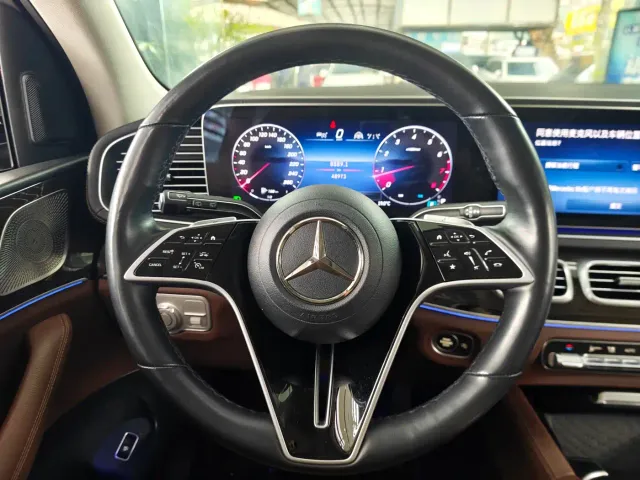 Mercedes-Benz GLE-Class — Фото автомобиля 7
