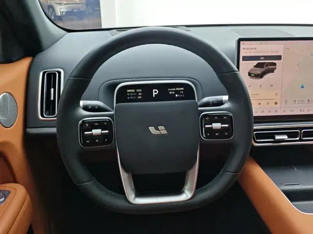Li Auto L7 — Фото автомобиля 15