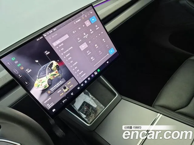 Tesla Model Y — Фото автомобиля 10