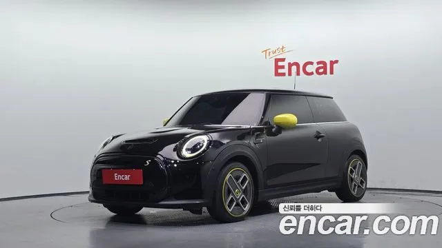 Фотография автомобиля — MINI Cooper Cooper Electric