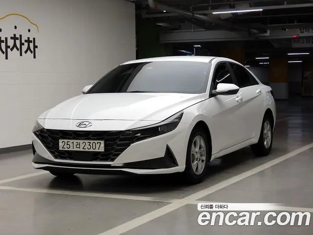 Фотография автомобиля — Hyundai Avante CN7