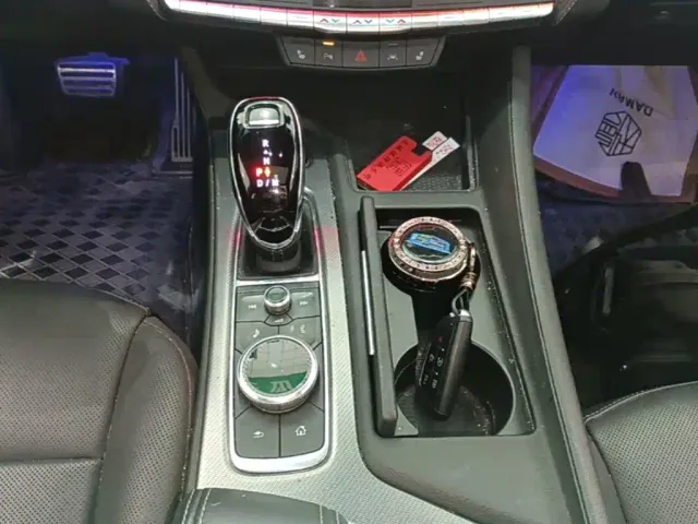 Cadillac CT5 — Фото автомобиля 13