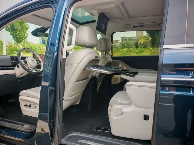 Voyah Auto Voyah Dreamer 2025 PHEV AWD Flagship Kunpeng Edition — Фото автомобиля 19