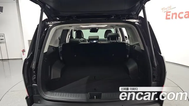 Hyundai Santafe — Фото автомобиля 11