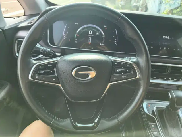 GAC Trumpchi M6 — Фото автомобиля 10