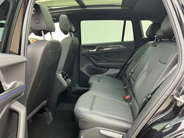 Volkswagen Tiguan L — Фото автомобиля 7