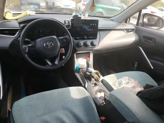 Toyota Corolla Cross — Фото автомобиля 12