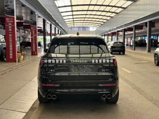 Lynk & Co Lynk & Co 09 2021 2.0T Halo 7-seater — Фото автомобиля 11