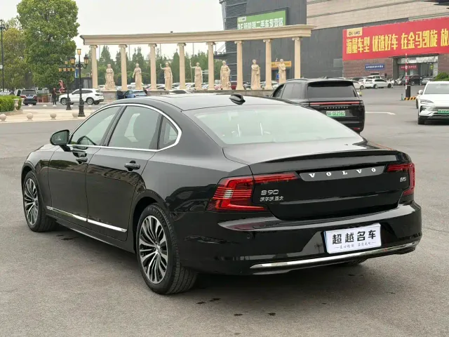 Volvo S90 — Фото автомобиля 7