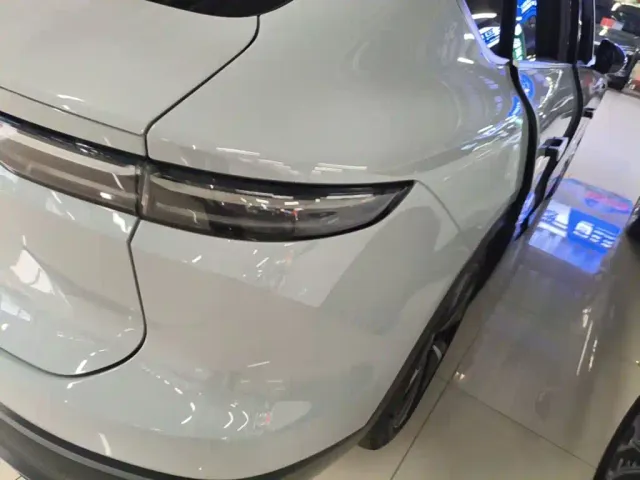 Nio EC7 — Фото автомобиля 7