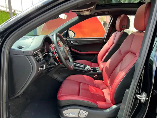 Porsche Macan — Фото автомобиля 10