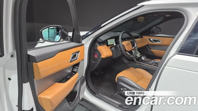 Land Rover Range Rover Velar — Фото автомобиля 10