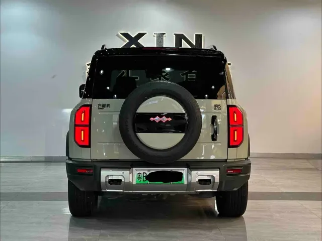 BYD FangChengBao Leopard 5 — Фото автомобиля 5