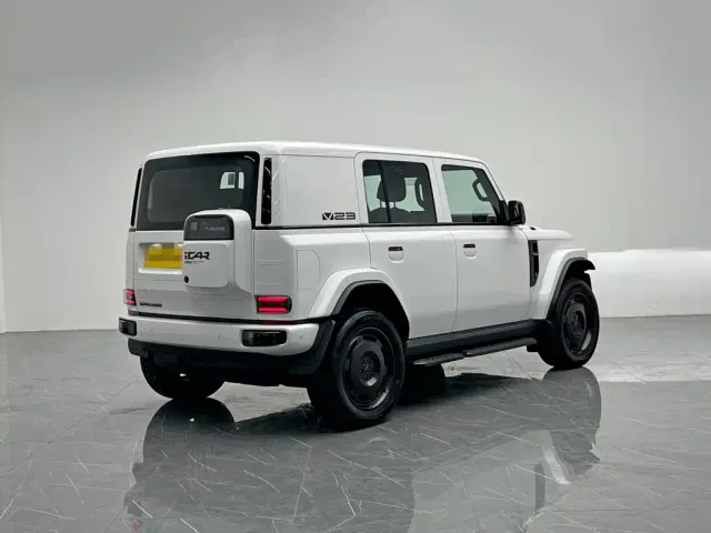 iCAR V23 — Фото автомобиля 6
