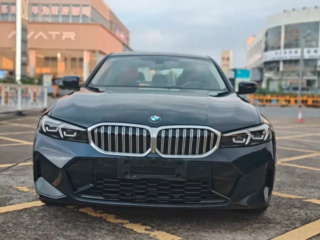 BMW 3 Series — Фото автомобиля 2