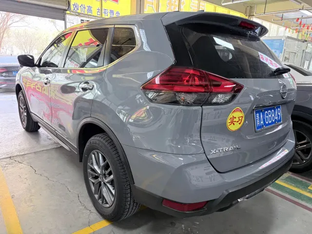 Nissan X-Trail — Фото автомобиля 18