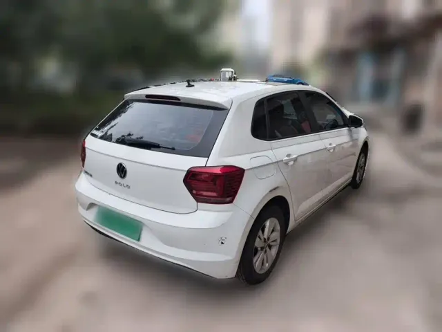 Volkswagen Polo — Фото автомобиля 4