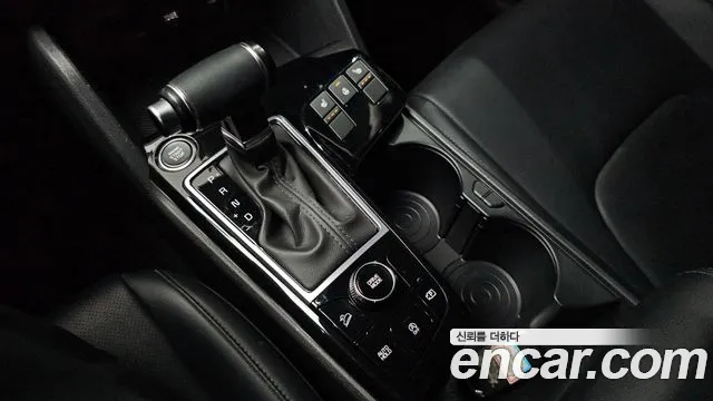 Kia Sportage Sportage 5-е поколение Дизель 2.0 2WD — Фото автомобиля 9